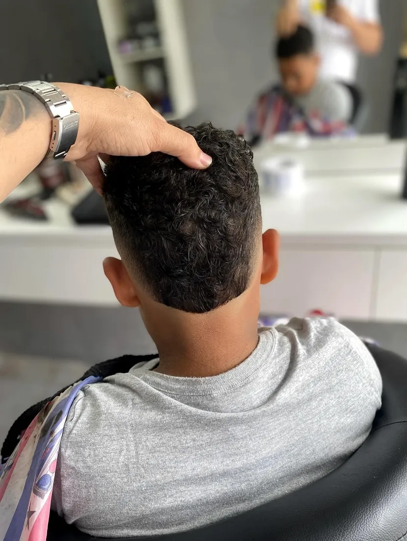 Corte infantil degradê - Barbearia Lacordaire, Divinésia MG